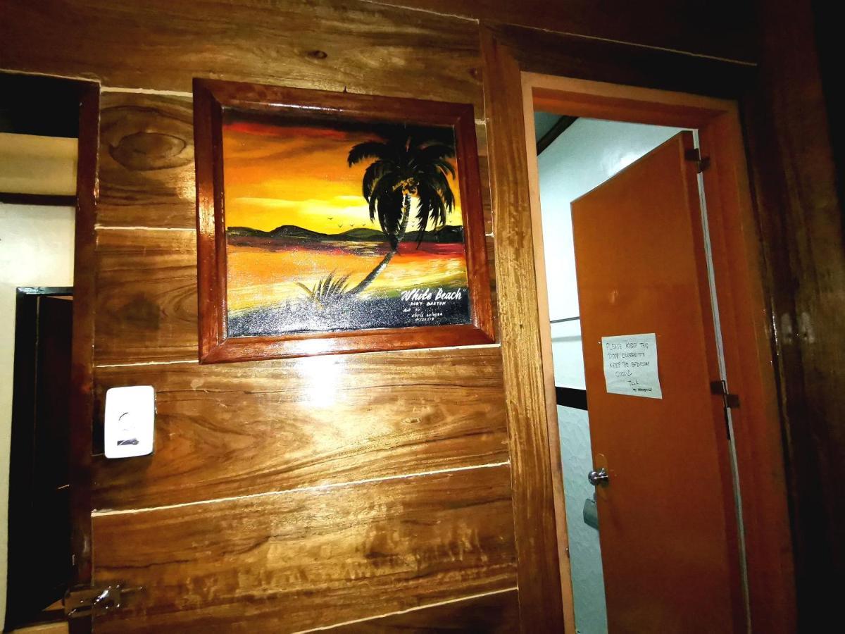 Lady Ghagha Room Rentals サン・ヴィチェンテ エクステリア 写真