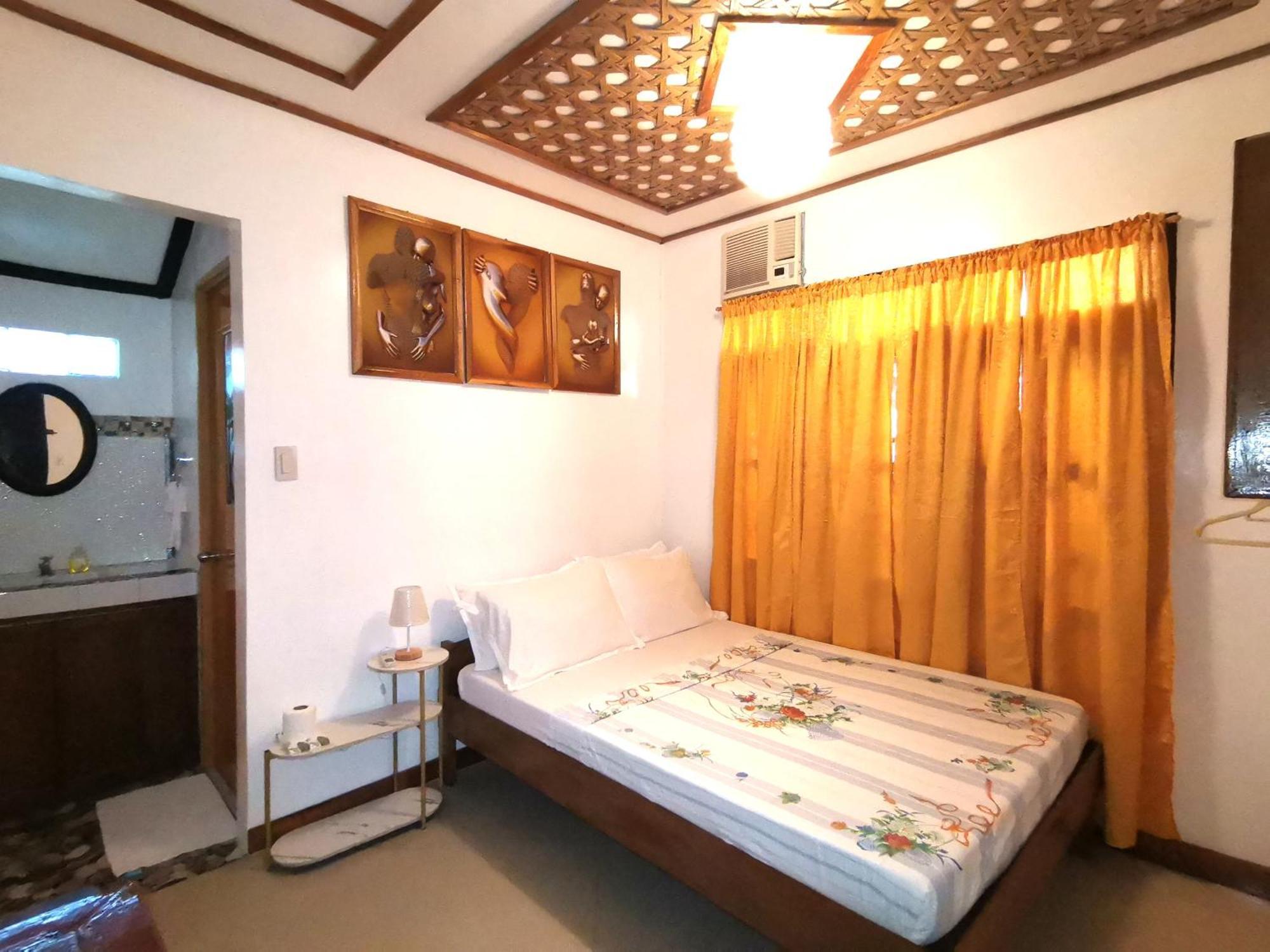 Lady Ghagha Room Rentals サン・ヴィチェンテ エクステリア 写真
