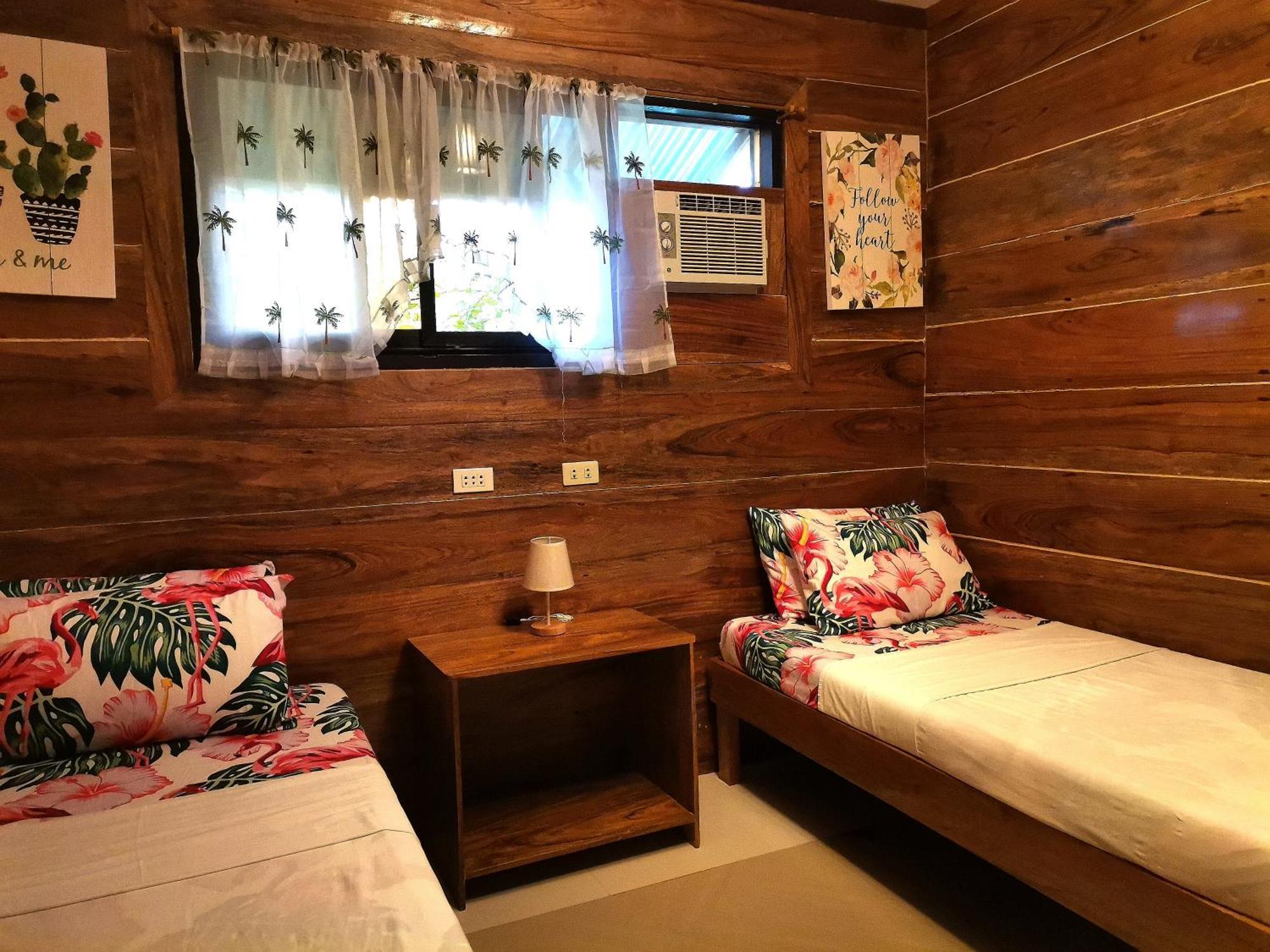 Lady Ghagha Room Rentals サン・ヴィチェンテ エクステリア 写真
