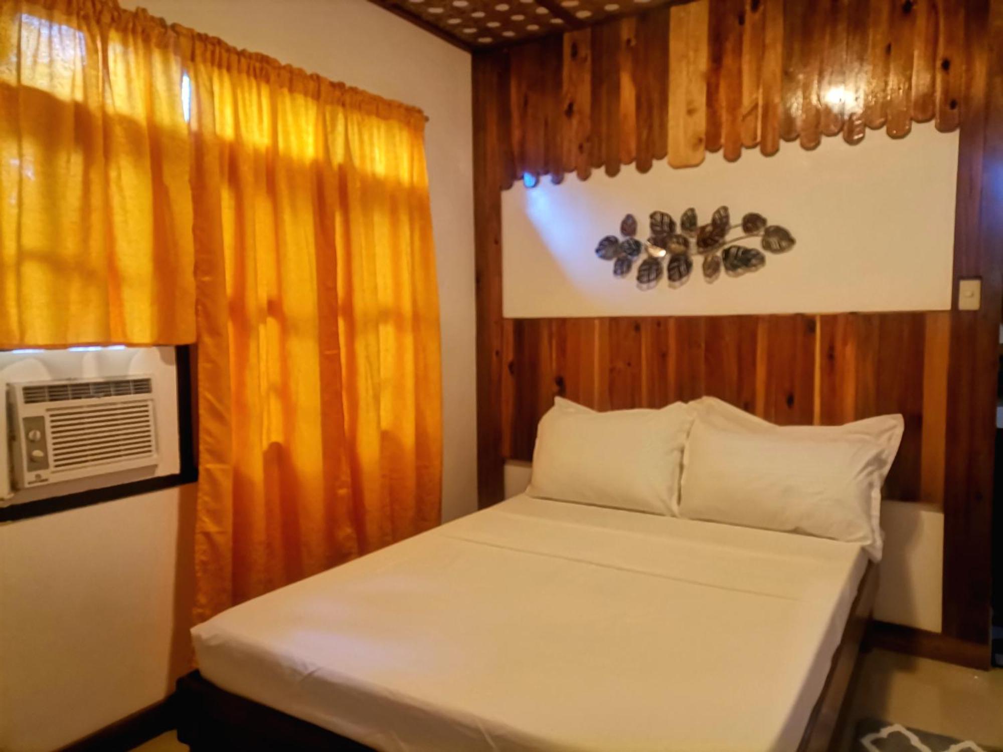 Lady Ghagha Room Rentals サン・ヴィチェンテ エクステリア 写真